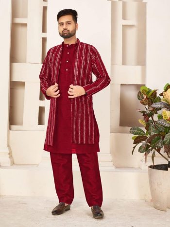 FASHIONABLE BANGLORI SILK MIRROR EMBROIDERY SEQUENCE WORK KURTA PAJAMA WITH KOTI RED