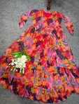 TRENDING-CHIFFON-DIGITAL-PRINTED-SHRUG-BOTTOM-WOTH-BLOUSE-PARTY-WEAR-WHOLESALE-PRICE-ETHNIC-GARMENT-3-1.jpeg
