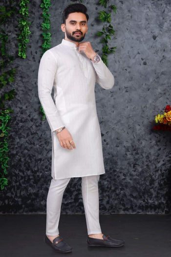 TRENDING WEAVING WORK MEN'S KURTA WITH PAYJAMA WHITE