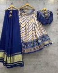 designer-lahenga-choli-with-digital-printed-work-lowest-price-market-usrta-gujarat-ethnic-garment-2.jpg