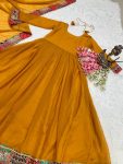 DESIGNER GEORGETTE LACE BORDER WORK GOWN WITH DUPATTA FESTIVAL WEAR WHOLESALE PRICE ETHNIC GARMENT (4)