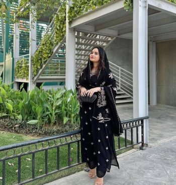FANCY GEORGETTE EMBROIDERY SEQUENCE WORK TOP PANT WITH DUPATTA  BLACK