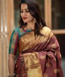 DESIGNER-BANARASI-SILK-GOLD-ZARI-WEAVING-WORK-SAREE-WITH-UNSTITCHED-BLOUSE-WEDDING-WEAR-WHOLESALE-PRICE-ETHNIC-GARMENT-9.jpeg