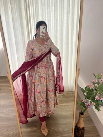 DESIGNER CHINON SILK DIGITAL PRINTED HAND WORK ALIA CUT GOWN BOTTOM WITH DUPATTA ONION