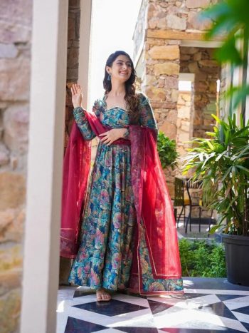 FANCY MUSLIN DIGITAL PRINT WORK GOWN BOTTOM WITH DUPATTA RAMA