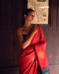 FASHIONABLE-BANARASI-SILK-WITH-ZARI-WORK-SAREE-WITH-UNSTITCHED-BLOUSE-FESTIVAL-WEAR-WHOLESALE-PRICE-ETHNIC-GARMENT-3.jpeg
