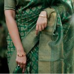 TRADITIONAL-BANARASI-SILK-BORDER-WORK-SAREE-WITH-UNSTITCHED-BLOUSE-PARTY-WEAR-WHOLESALE-PRICE-ETHNIC-GARMENT-5-1.jpeg