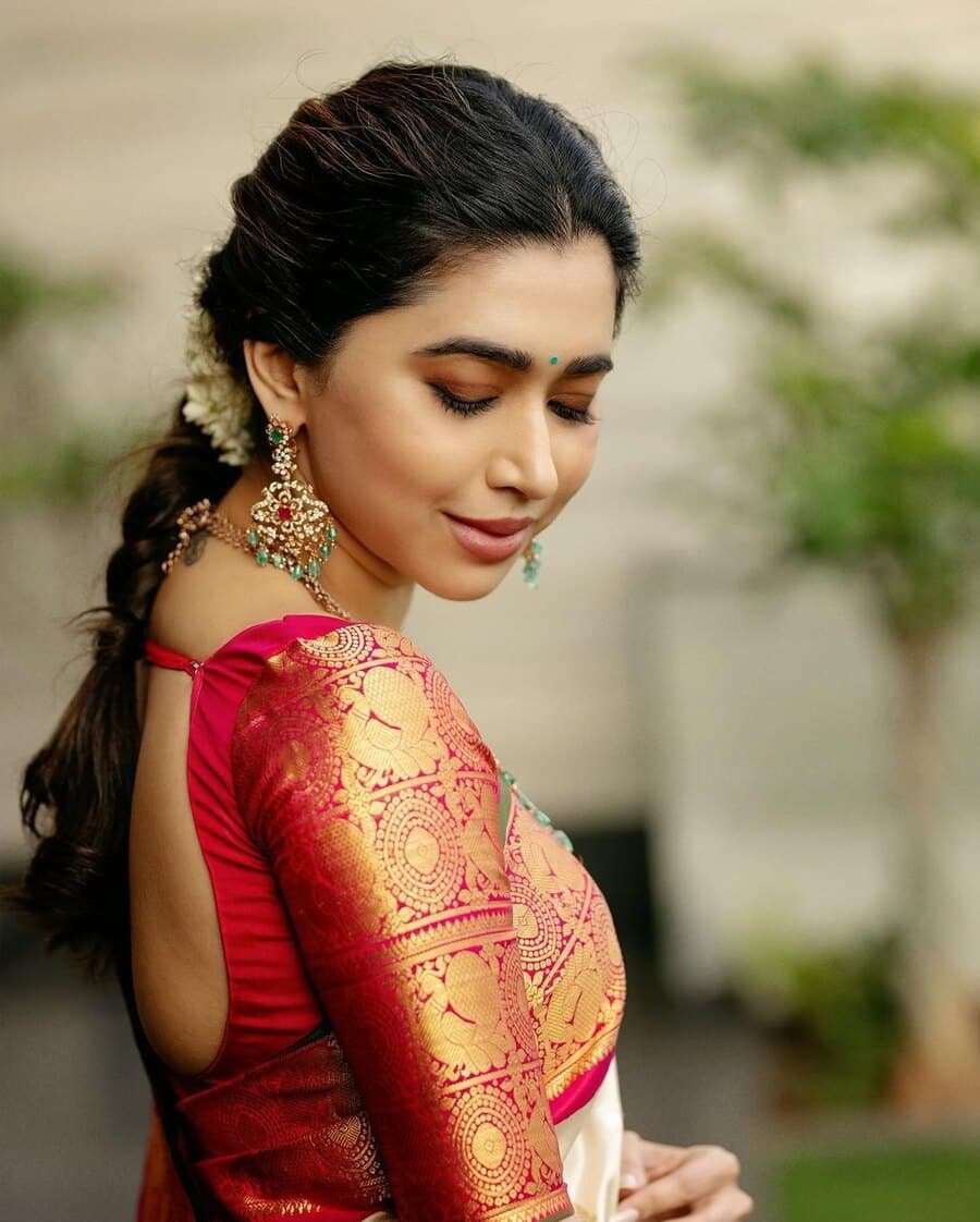 TRADITIONAL-BANARASI-SOFT-SILK-SAREE-WITH-UNSTITCHED-BLOUSE-PARTY-WEAR-WHOLESALE-PRICE-ETHNIC-GARMENT-1.jpeg