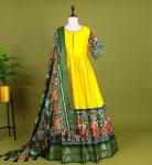 TREANDING DOLA SILK PATOLA PRINT WITH FOIL WORK BORDER GOWN WITH DUPATTA FESTIVAL WEAR WHOLESALE PRICE ETHNIC GARMENT (5)