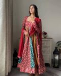 FASHIONABLE MUSLIN COTTON DIGITAL PRINT WORK GOWN BOTTOM WITH DUPATTA FESTIVAL WEAR WHOLESALE PRICE ETHNIC GARMENT (1)