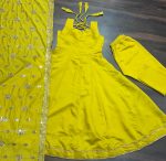 ATTRACTIVE ROMAN SILK SEQUENCE ZARI WORK TOP BOTTOM WITH DUPATTA WEDDING WEAR WHOLESALE PRICE ETHNIC GARMENT (2)