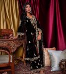 FASHIONABLE VELVET ZARI EMBROIDERY WORK TOP PALAZZO WITH DUPATTA FESTIVAL WEAR WHOLESALE PRICE ETHNIC GARMENT 1 (2)