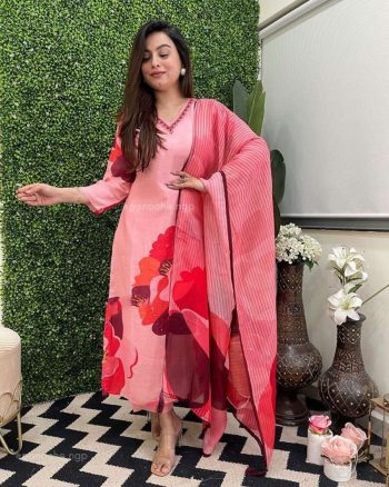 NEW ARRIVAL MUSLIN PRINTED STONE WORK TOP BOTTOM WITH DUPATTA PINK