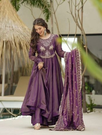 DESIGNER CRUSH EMBROIDERY SEQUENCE WORK GOWN BOTTOM WITH DUPATTA LAVENDER