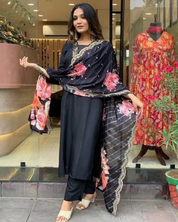 LATEST MUSLIN ZARI THREAD SEQUENCE WORK TOP BOTTOM WITH DUPATTA BLACK