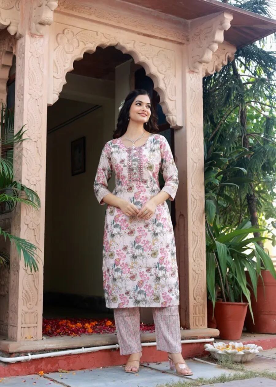 LATEST VISCOSE RAYON DIGITAL PRINTED TOP BOTTOM WITH DUPATTA CASUAL WEAR WHOLESALE PRICE ETHNIC GARMENT (3)