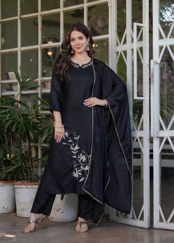 MOST PICKED VISCOSE RAYON EMBROIDERY SEQUENCE WORK TOP BOTTOM WITH DUPATTA BLACK