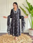 TRENDING PURE COTTON PRINTED TOP BOTTOM WITH DUPATTA PARTY WEAR WHOLESALE PRICE ETHNIC GARMENT (7)