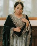 TRENDING VELVET ZARI EMBROIDERY WORK TOP BOTTOM WITH DUPATTA PARTY WEAR WHOLESALE PRICE ETHNIC GARMENT (5)