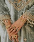 TRENDING VELVET ZARI EMBROIDERY WORK TOP BOTTOM WITH DUPATTA PARTY WEAR WHOLESALE PRICE ETHNIC GARMENT (5)