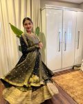 DESIGNER CHINON SILK SEQUENCE AND ZARI EMBROIDERY WORK KEDIYA STYLE TOP LEHENGA WITH DUPATTA PARTY WEAR WHOLESALE PRICE ETHNIC GARMENT (4)