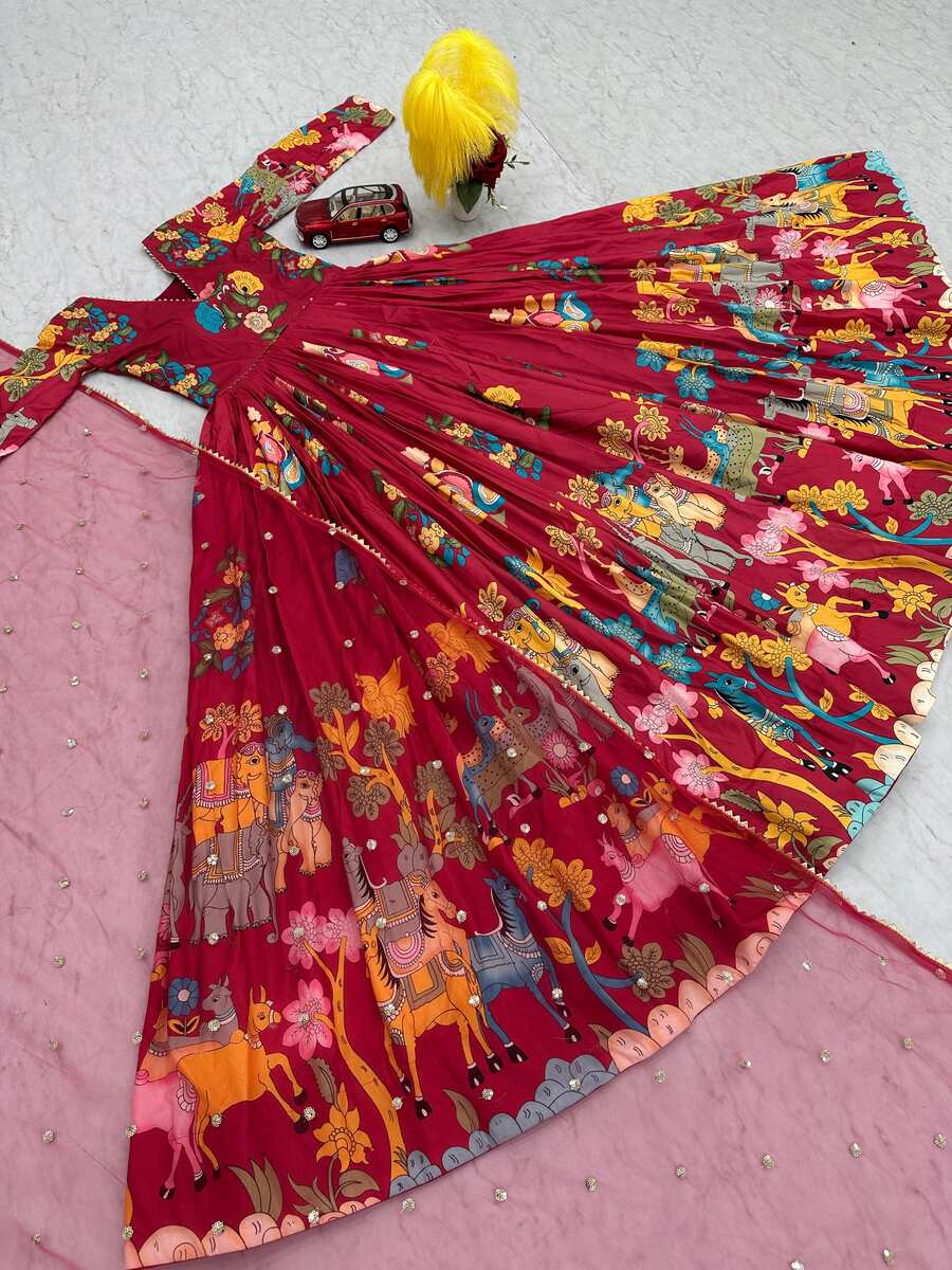 DESIGNER-COTTON-DIGITAL-PRINTED-GOWN-WITH-DUPATTA-FESTIVE-WEAR-WHOLESALE-PRICE-ETHNIC-GARMENT-14-1.jpeg