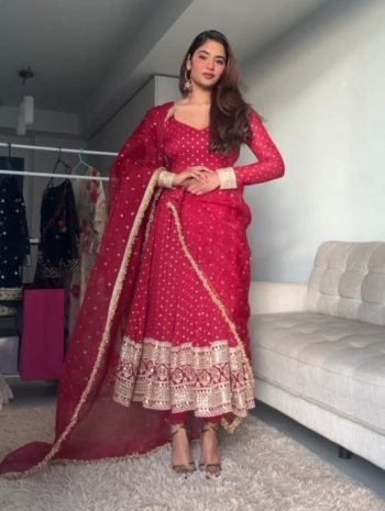 DESIGNER FAUX GEORGETTE THREAD WITH SEQUENCE WORK GOWN BOTTOM WITH DUPATTA  RANI