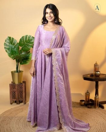 FASHIONABLE GOLD CRUSH SILK EMBROIDERY SEQUENCE WORK GOWN BOTTOM WITH DUPATTA LAVENDER
