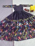 NEW ARRIVAL CREPE KALAMKARI PRINT MOTHER DAUGHTER GOWN DUPATTA SET FESTIVE WEAR WHOELSALE PRICE ETHNIC GARMENT (3)