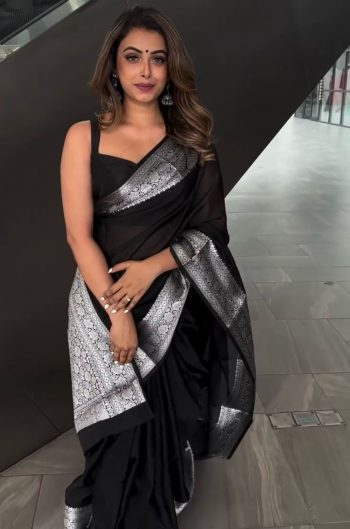 TRADITIONAL KOTA SILK JACQUARD WORK SAREE WITH UNSTITCHED BLOUSE BLACK