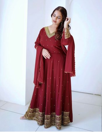 TRENDING GEORGETTE EMBROIDERY SEQUENCE WORK GOWN BOTTOM WITH DUPATTA MAROON