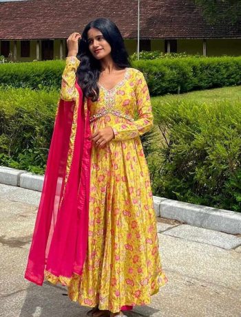 DESIGNER CHINON DIGITAL PRINTED HAND EMBROIDERY LACE WOPRK ALIA CUT GOWN BOTTOM WITH DUPATTA YELLOW