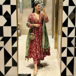 DESIGNER CHINON SILK SEQUENCE EMBROIDERY WORK GOWN BOTTOM WITH DUPATTA PARTY WEAR WHOLESALE PRICE ETHNIC GARMENT (3)