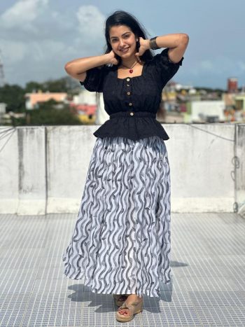 FANCY CHIFFON DIGITAL PRINT WORK SKIRT WITH TOP  WHITE