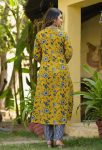 FANCY COTTON BLEND DIGITAL PRINTED TOP BOTTOM WITH DUPATTA FESTIVE WEAR WHOLESALE PRICE ETHNIC GARMENT (4)