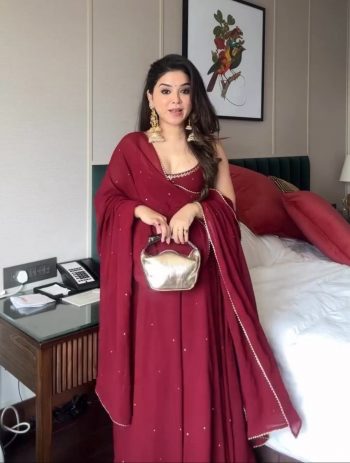 FANCY GEORGETTE THREAD  WITH REAL MIRROR WITH DIAMOND WORK GOWN BOTTOM WITH DUPATTA RED