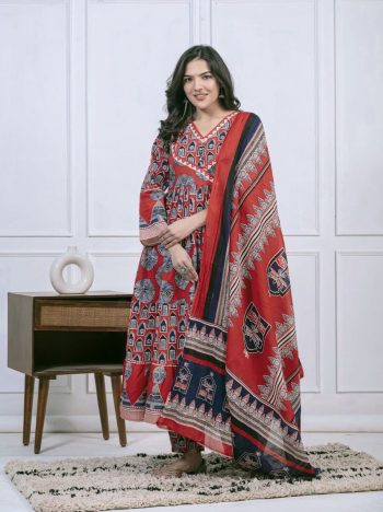 NEW ARRIVAL COTTON EMBROIDERY KANTHA WORK GOWN BOTTOM WITH DUPATTA MAROON
