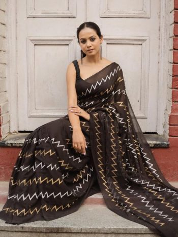 NEW ARRIVAL FAUX GEORGETTE ZIGZAG MULTI THREAD WORK SAREE WITH STITCHED BLOUSE BLACK