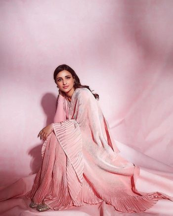 FANCY CHINON CRUSHED SAREE WITH UNSTITCHED BLOUSE  BABY PINK