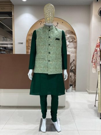 DESIGNER SILK JACQUARD MEN'S KURTA PAYJAMA WITH KOTI GREEN