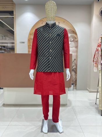 DESIGNER SILK JACQUARD MEN'S KURTA PAYJAMA WITH KOTI RED