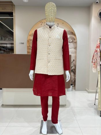 DESIGNER SILK JACQUARD MEN'S KURTA PAYJAMA WITH KOTI MAROON