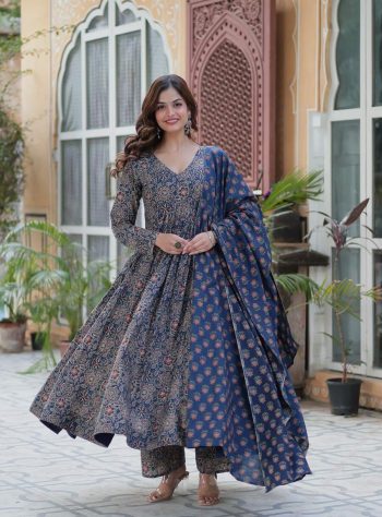 ATTRACTIVE COTTON PRINTED FLAIRED GOWN BOTTOM WITH DUPATTA BLUE