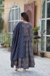 ATTRACTIVE COTTON PRINTED FLAIRED GOWN BOTTOM WITH DUPATTA PARTY WEAR WHOLESALE PRICE ETHNIC GARMENT (3)