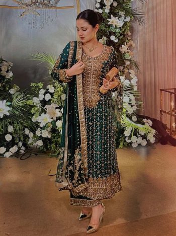 ATTRACTIVE JIMMY CHOO EMBROIDERY SEQUENCE THREAD WORK TOP BOTTOM WITH DUPATTA GREEN