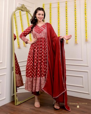 DESIGNER COTTON EMBROIDERY SANGANERI BLOCK PRINT WORK GOWN BOTTOM WITH DUPATTA MAROON