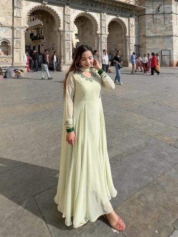 DESIGNER GEORGETTE HAND KHATLI EMBROIDERY WORK GOWN BOTTOM WITH DUPATTA PISTA