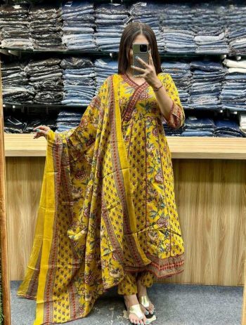 FASHIONABLE COTTON PRINTED LACE WORK ANARKALI GOWN BOTTOM WITH DUPATTA YELLOW