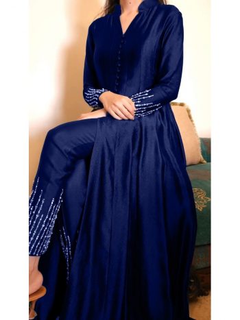 GEORGEOUS CHINON SILK THREAD SEQUENCE WORK TOP WITH BOTTOM BLUE