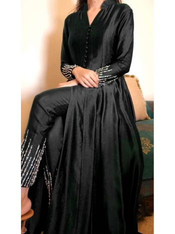 GEORGEOUS CHINON SILK THREAD SEQUENCE WORK TOP WITH BOTTOM BLACK